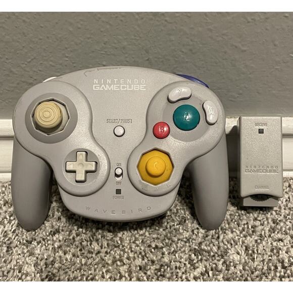 Nintendo OEM WaveBird DOL-004 GameCube Controller & Receiver Tested READ - Picture 1 of 10